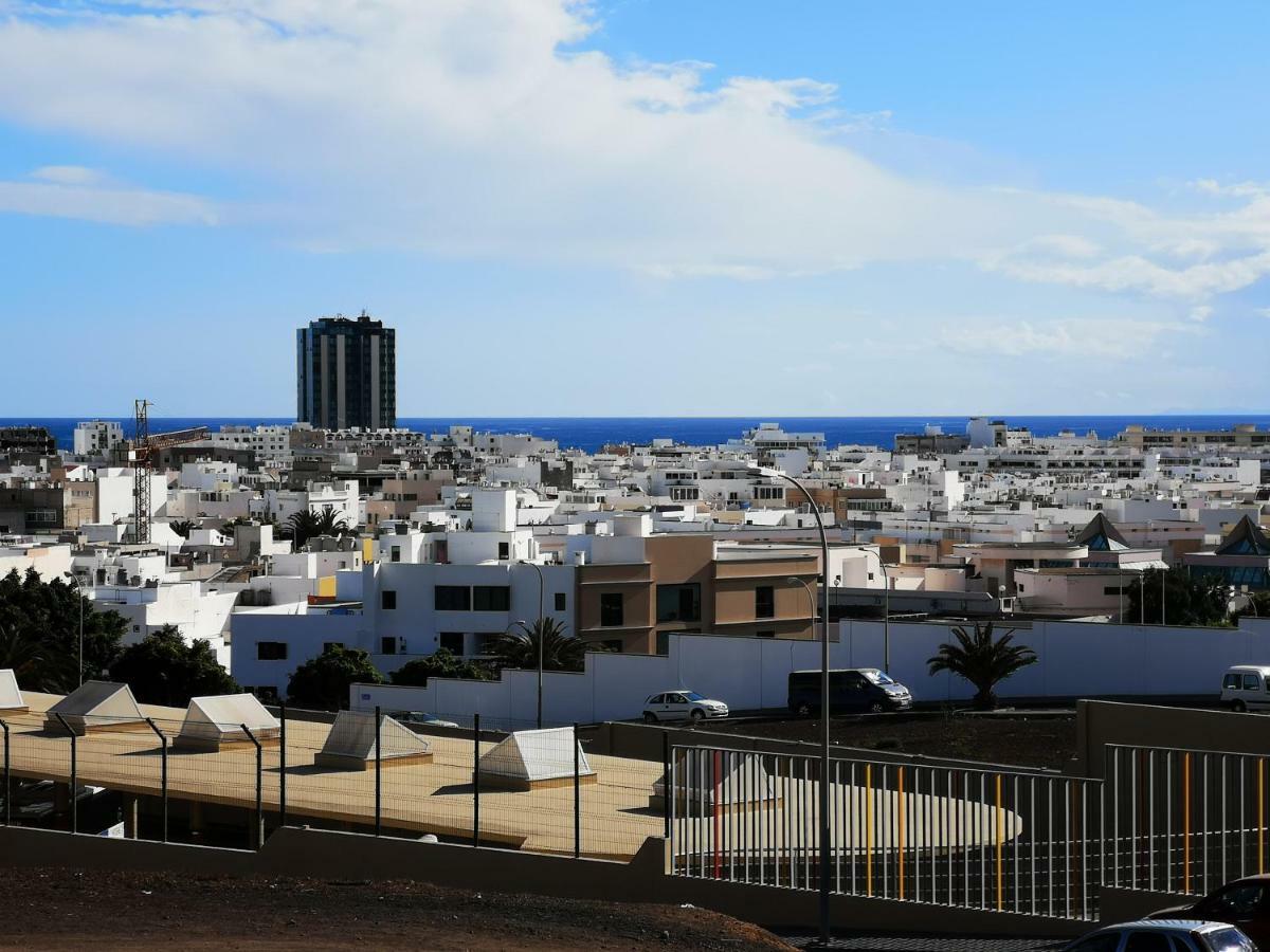 Rooms Bus Station Arrecife  Exterior foto